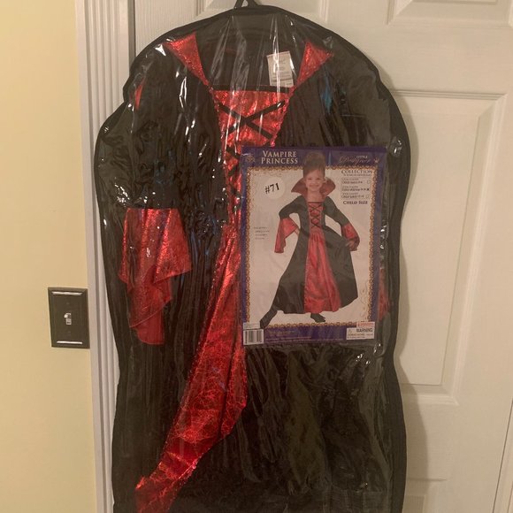EUC Little Designer Vampire Princess Halloween Costume Children's Size M 8-10 - Picture 4 of 10